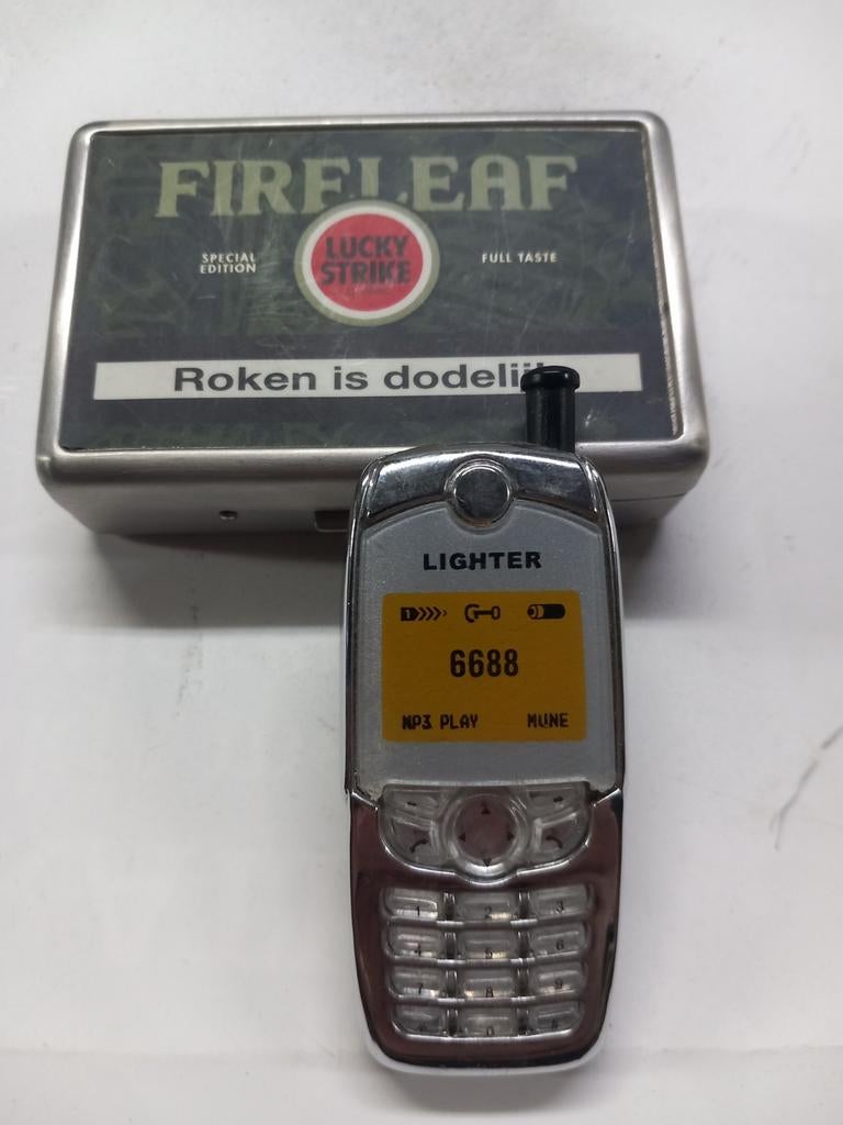 RVS Sigaretten Doosje Lucky Strike met Aansteker, Ophalen of Verzenden, Aansteker