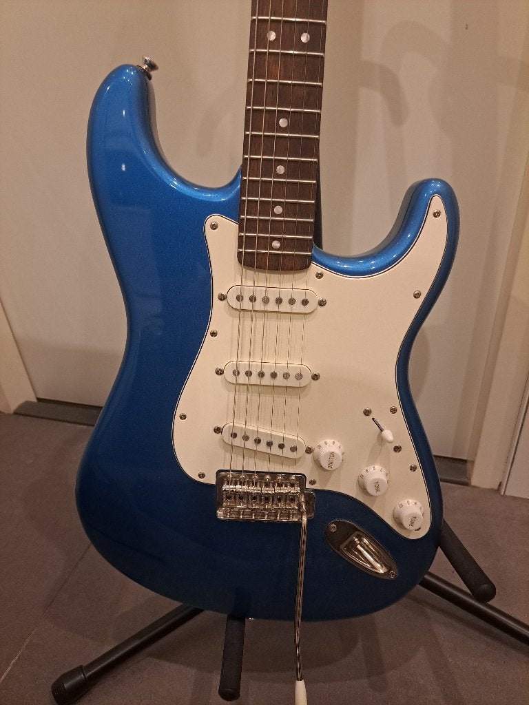 Squier Classic Vibe '60s Stratocaster Lake Placid Blue , Muziek en Instrumenten, Ophalen, Zo goed als nieuw, Solid body, Overige merken