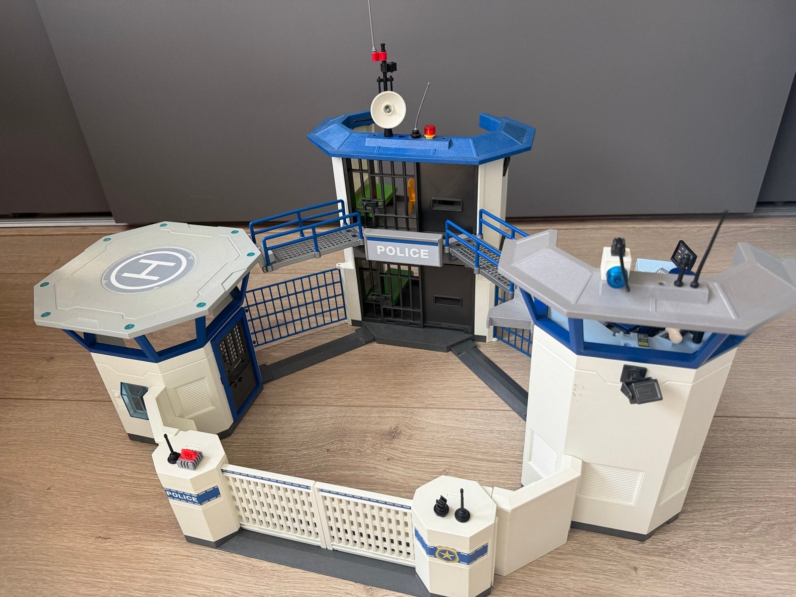 Playmobil 6919 Politiebureau en Gevangenis, Ophalen, Gebouw, Complete set, Zo goed als nieuw