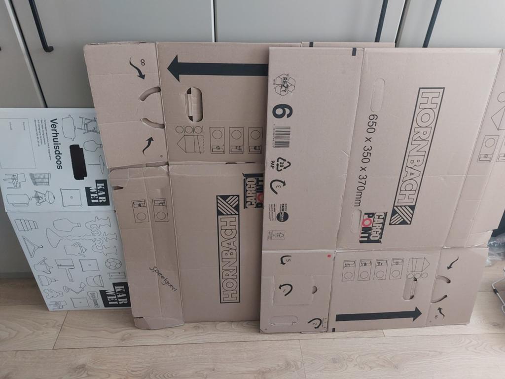 Verhuisdozen, Ophalen