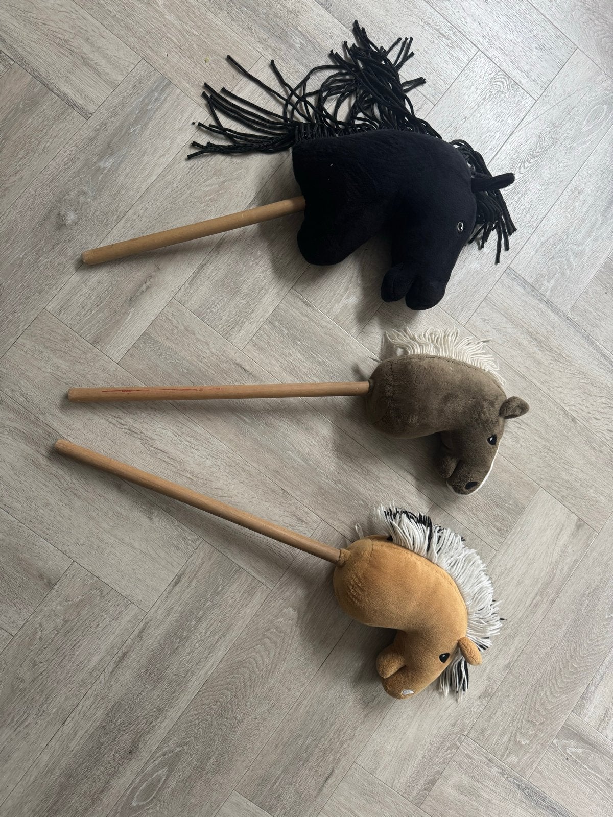 Set van 3 hobbyhorses / stokpaardjes, Ophalen, Gebruikt, Jongen of Meisje