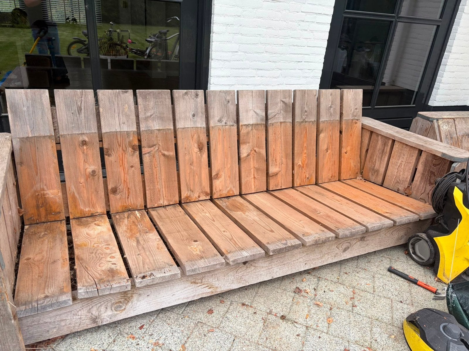 gratis af te halen Grote stapel steigerhout/stookhout, Minder dan 3 m³, Ophalen