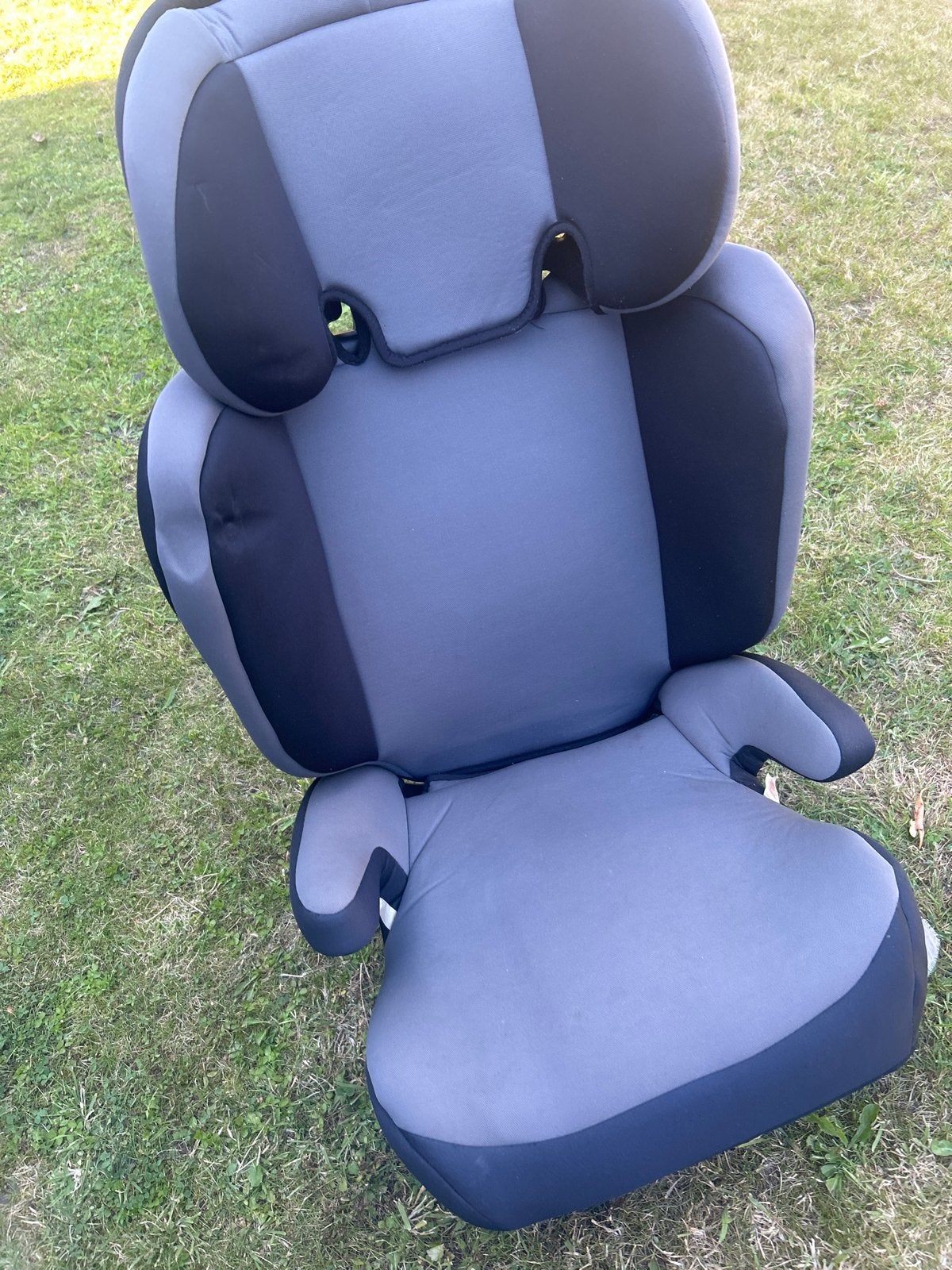 Autostoel/zitverhoger met rugleuning - Gebruikt, Kinderen en Baby's, Autostoeltjes, 15 t/m 36 kg, Zijbescherming, Ophalen, Overige merken