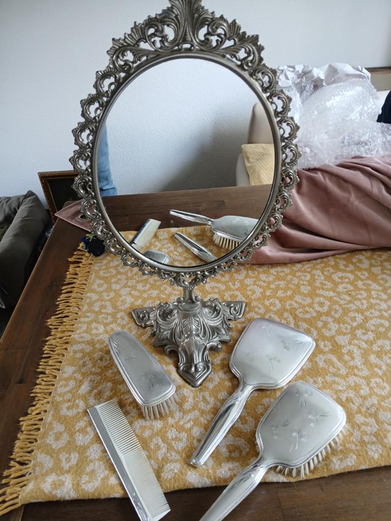 Vintage kaptafelset met spiegel en borstels, Antiek en Kunst, Ophalen of Verzenden