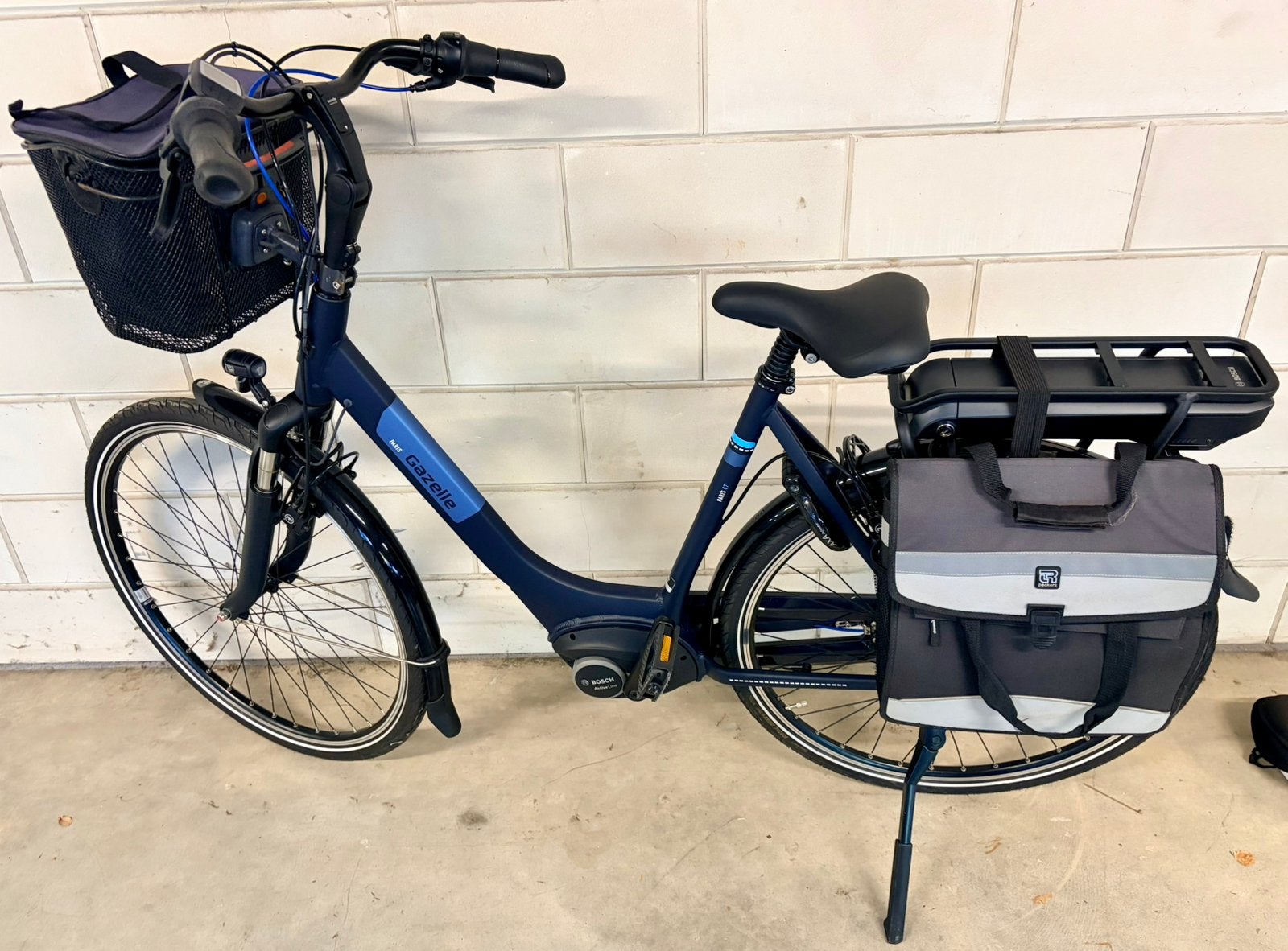ALS NIEUW! Gazelle Paris C7 HMB | Maat 57 | Slechts 144 km!, Fietsen en Brommers, Elektrische fietsen, 55 tot 59 cm, Ophalen, Zo goed als nieuw