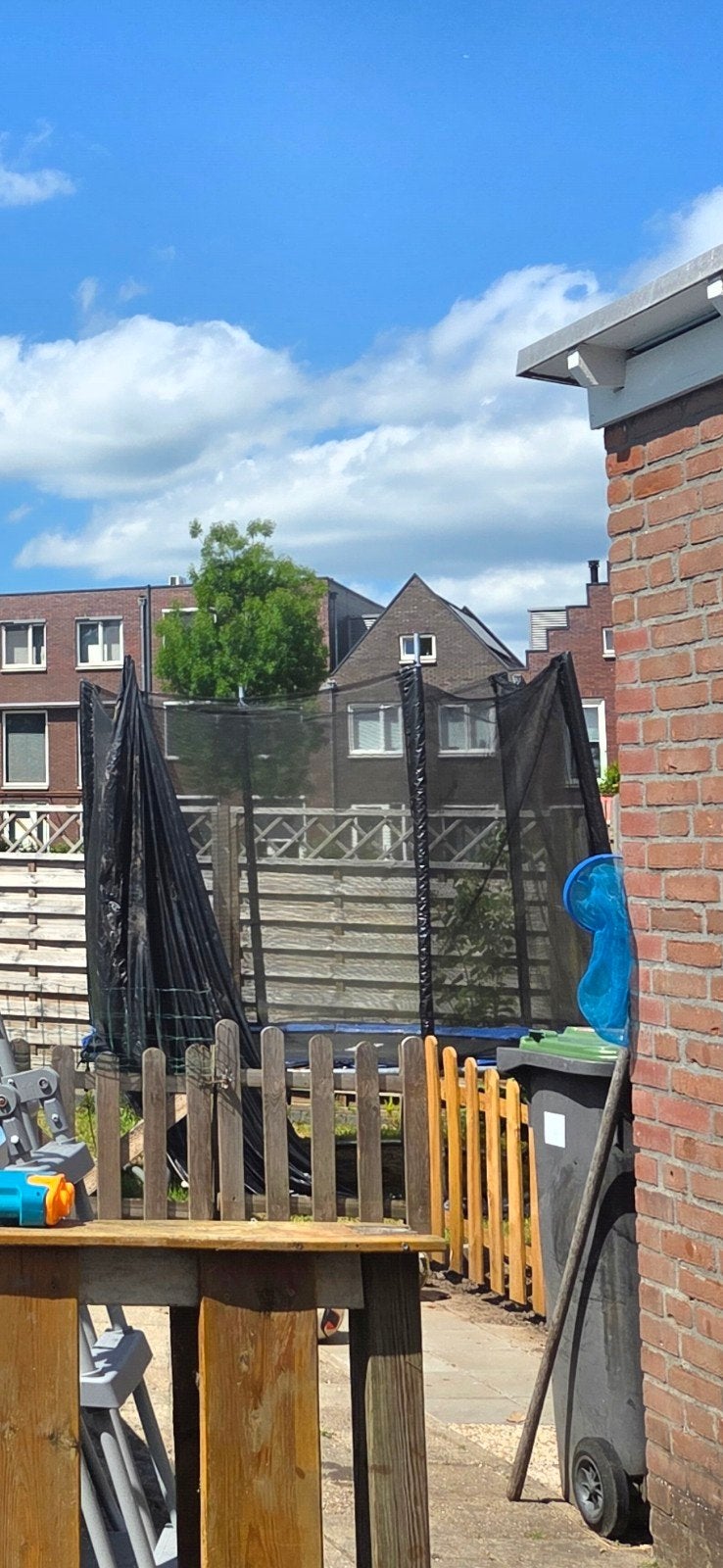 Trampoline 244cm met veiligheidsnet en nieuwe veren, Ophalen
