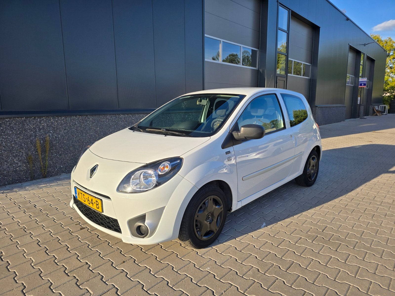 Renault Twingo 1.2 | 2011 | Airco | APK 2027, Auto's, Voorwielaandrijving, Euro 5, Zwart, 4 cilinders