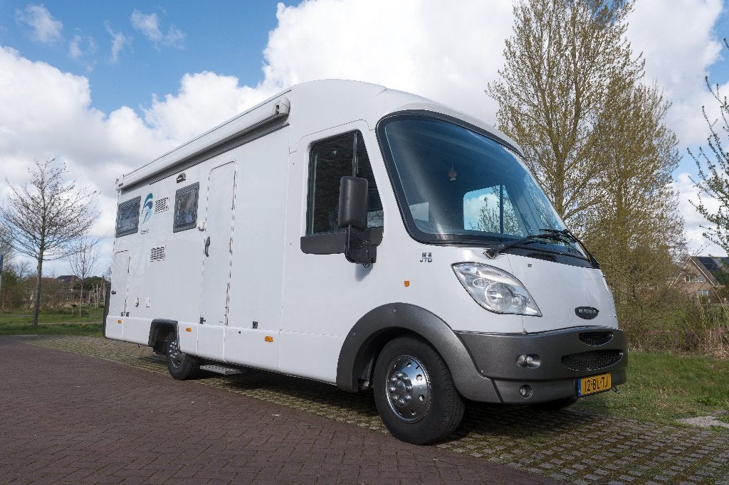 Weinsberg Komet Integraal 2.8 JTD - Lithium - Off-grid - 4-p, Integraal, Chemisch toilet, Weinsberg, Ringverwarming