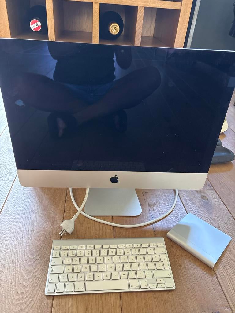 Apple iMac 21.5 inch (A1418) - Goede staat 2015, Computers en Software, Apple Desktops, Ophalen, 2 tot 3 Ghz, IMac, Zo goed als nieuw