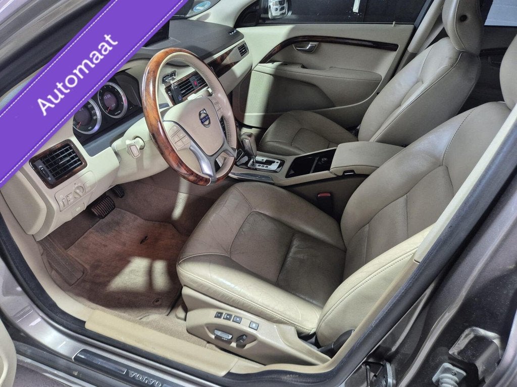 Volvo V70 2.0T Momentum/1e Eig/203 PK/Leer/Navi/Xenon/Bomvol, Auto's, Volvo, Gebruikt, 4 cilinders, 1558 kg, 203 pk