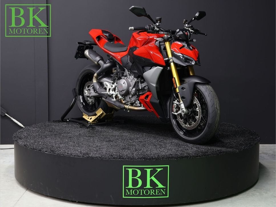 *VERKOCHT* DUCATI STREETFIGHTER V2 S | BTW Motor, DUCATI, 2 cilinders, 890 cc, Motorrijbewijs A