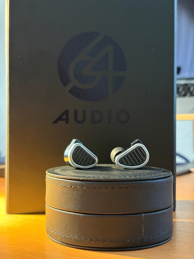 64 Audio Duo, Overige merken, In-ear, Ophalen of Verzenden, Zo goed als nieuw