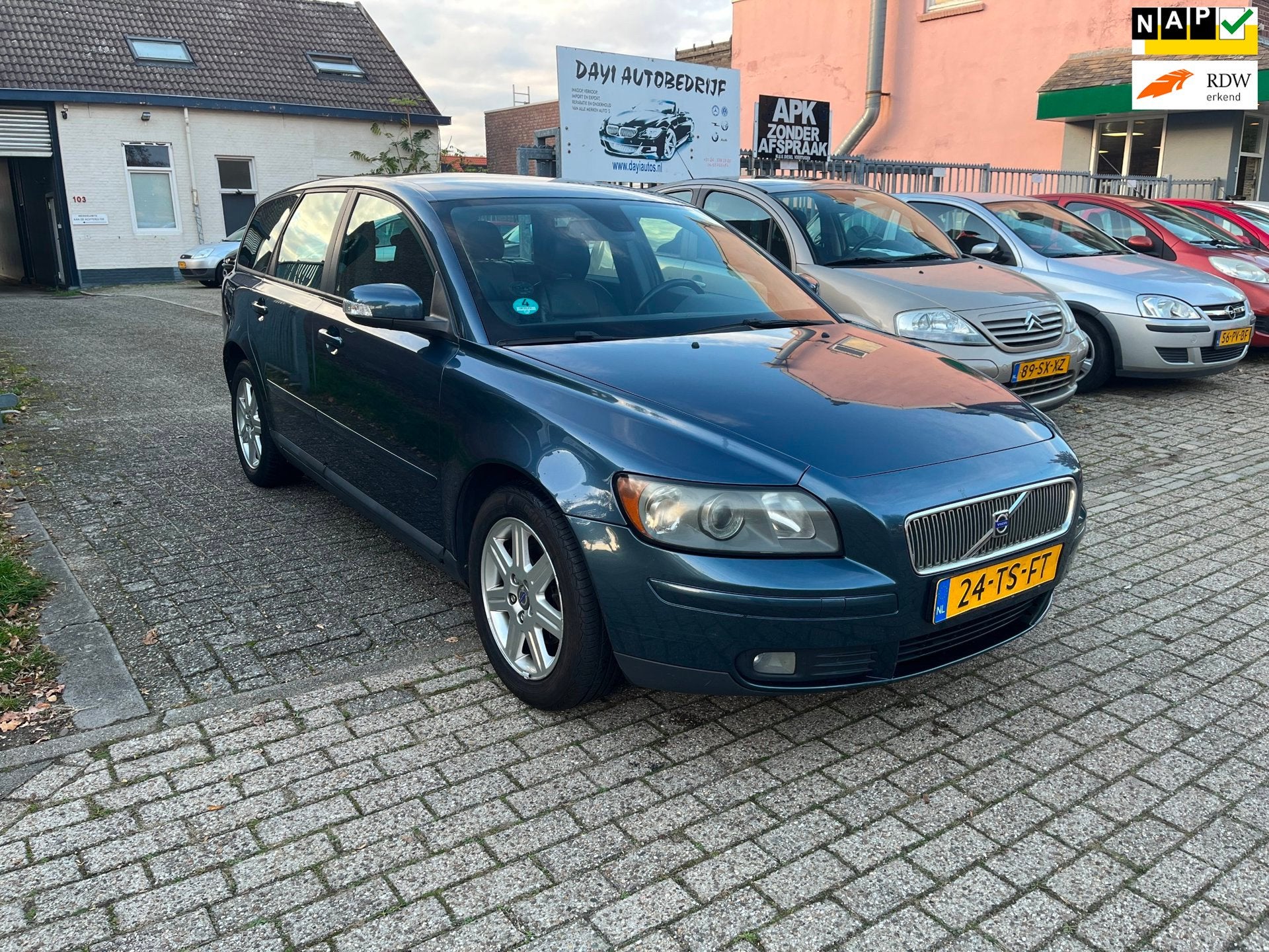 Volvo V50 1.8 Edition II, Voorwielaandrijving, 125 pk, 4 cilinders, Blauw