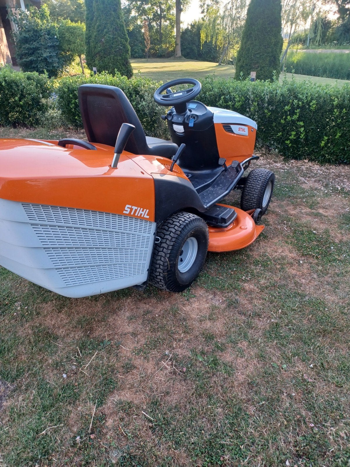 STIHL RT6127. 1 ZL, Ophalen, Stihl, Zo goed als nieuw, 120 cm of meer