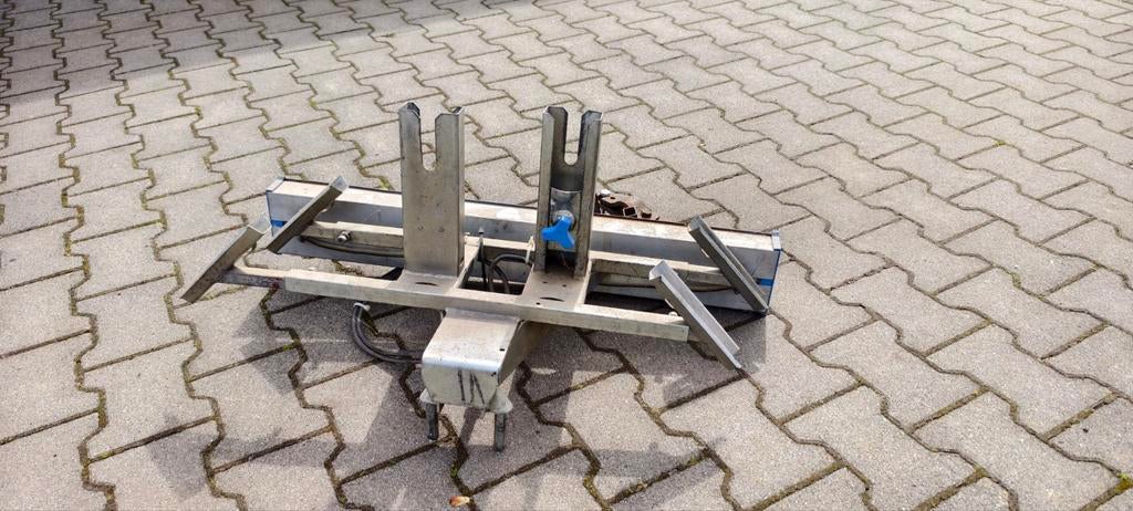 Twinnyload fietsendrager voor twee fietsen, Ophalen