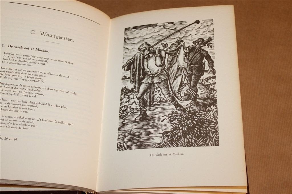 Overijselsch Sagenboek — Sinninghe 1936, Houtsneden Bulder, Boeken, Ophalen of Verzenden, Gelezen