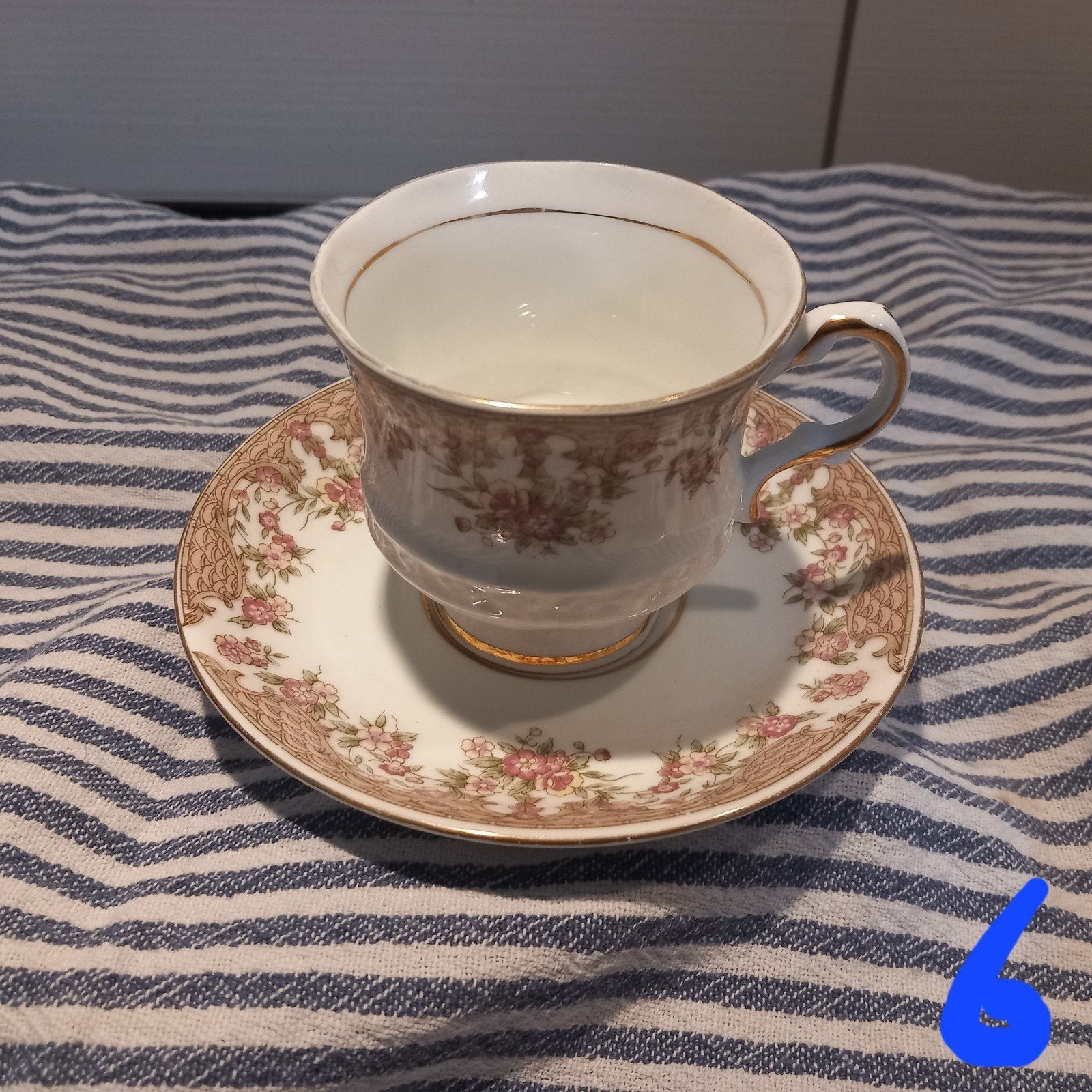 Vintage Balmoral Castle Bone China Kop en Schotel, Ophalen of Verzenden