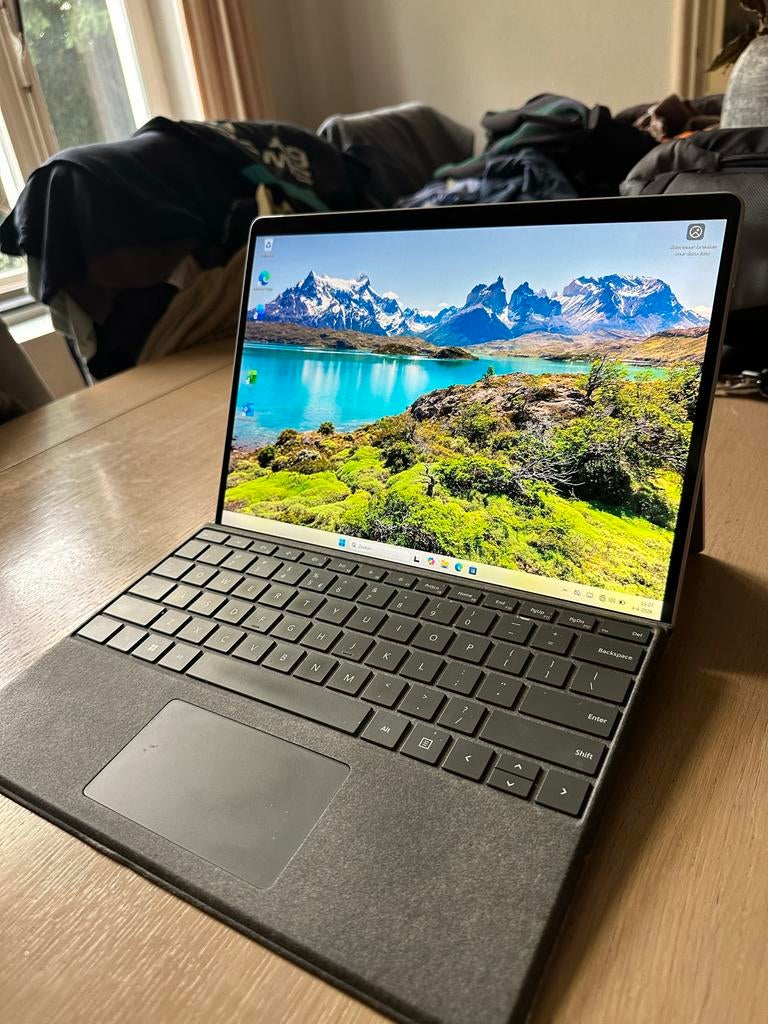 Microsoft Surface Pro 8 met toetsenbord en pen, Computers en Software, Windows Tablets, Ophalen of Verzenden, Zo goed als nieuw