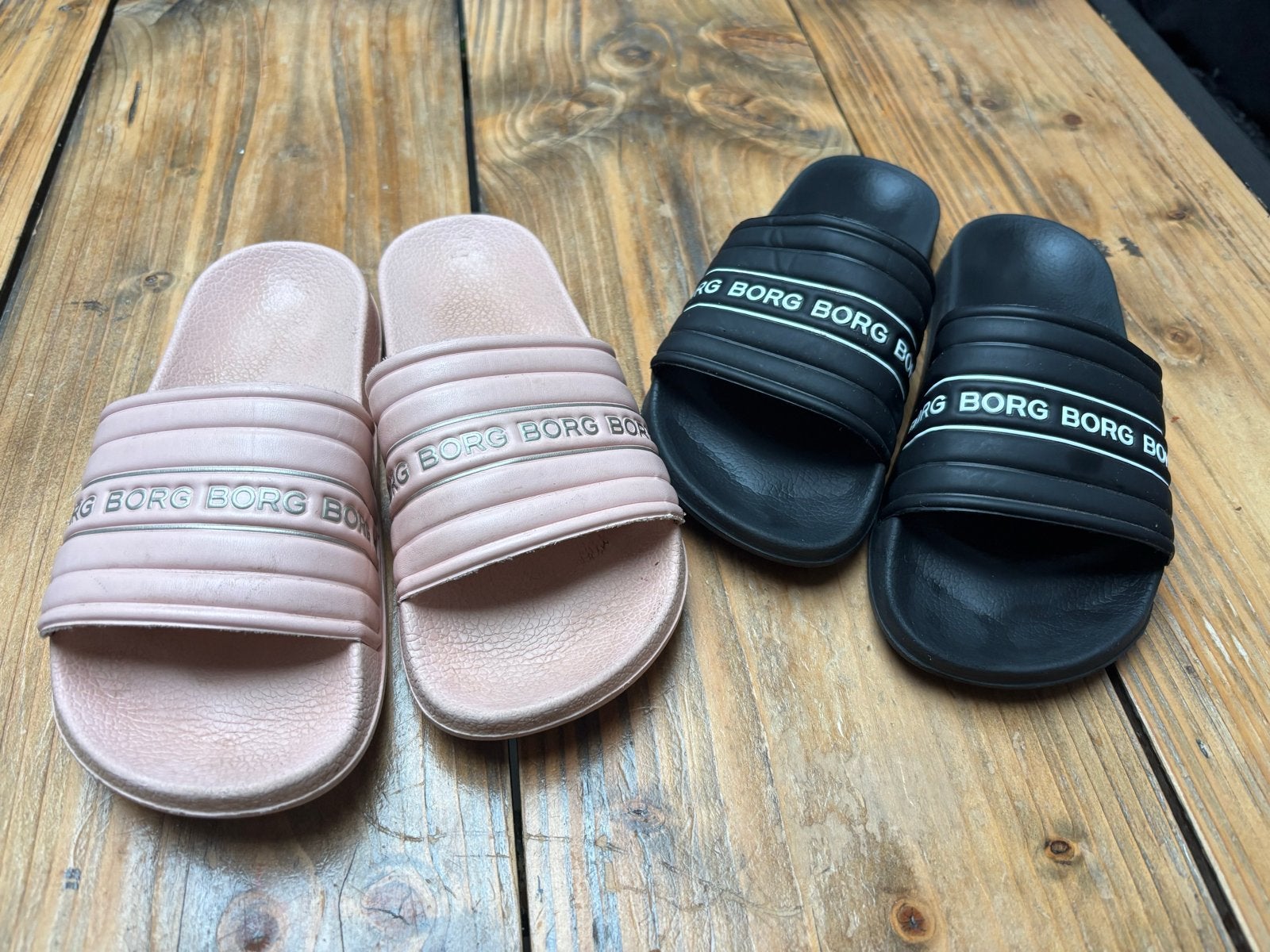 Björn Borg slippers - Roze en Zwart, Ophalen of Verzenden, Gedragen, Roze, Slippers