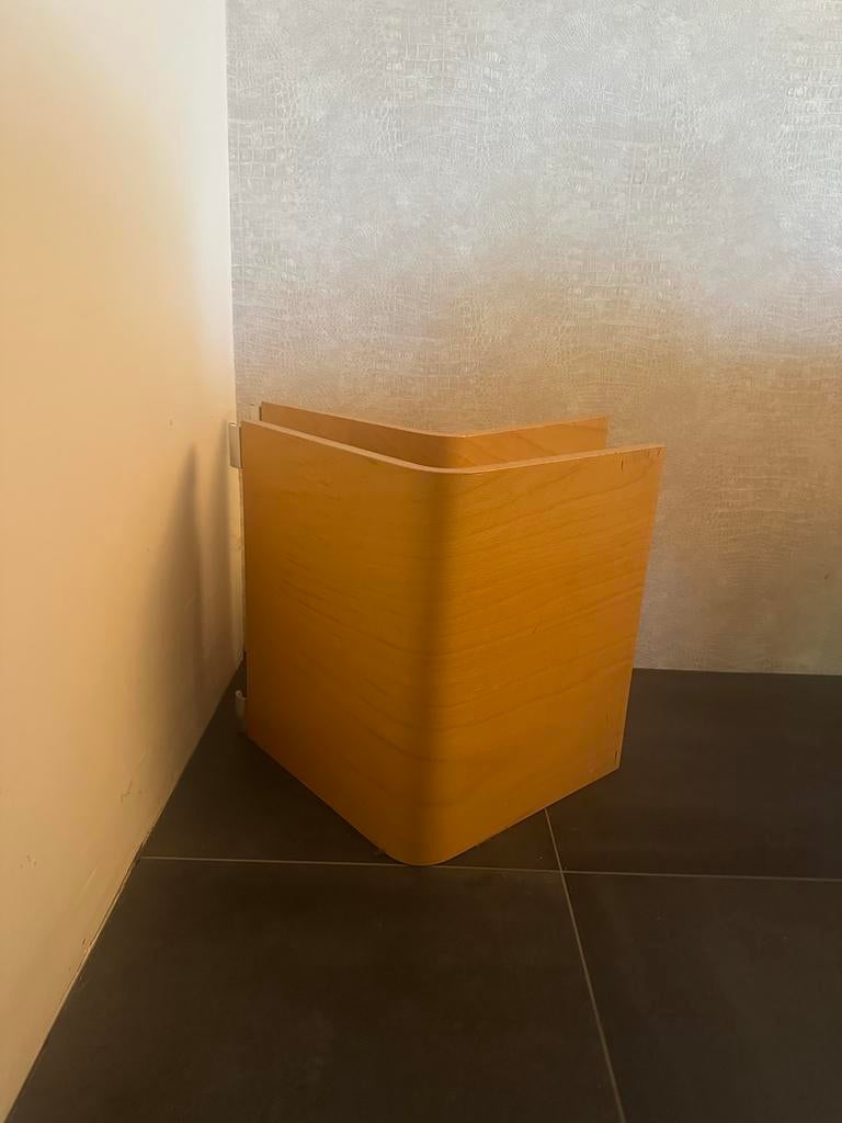 Twee auping auronde aanhangtafels, Ophalen, Zo goed als nieuw, Minder dan 50 cm