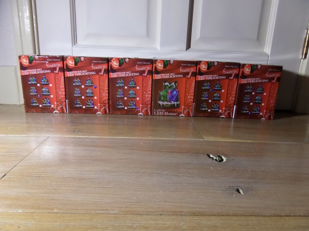 6 stuks kersthuisjes, Diversen, Ophalen, Zo goed als nieuw