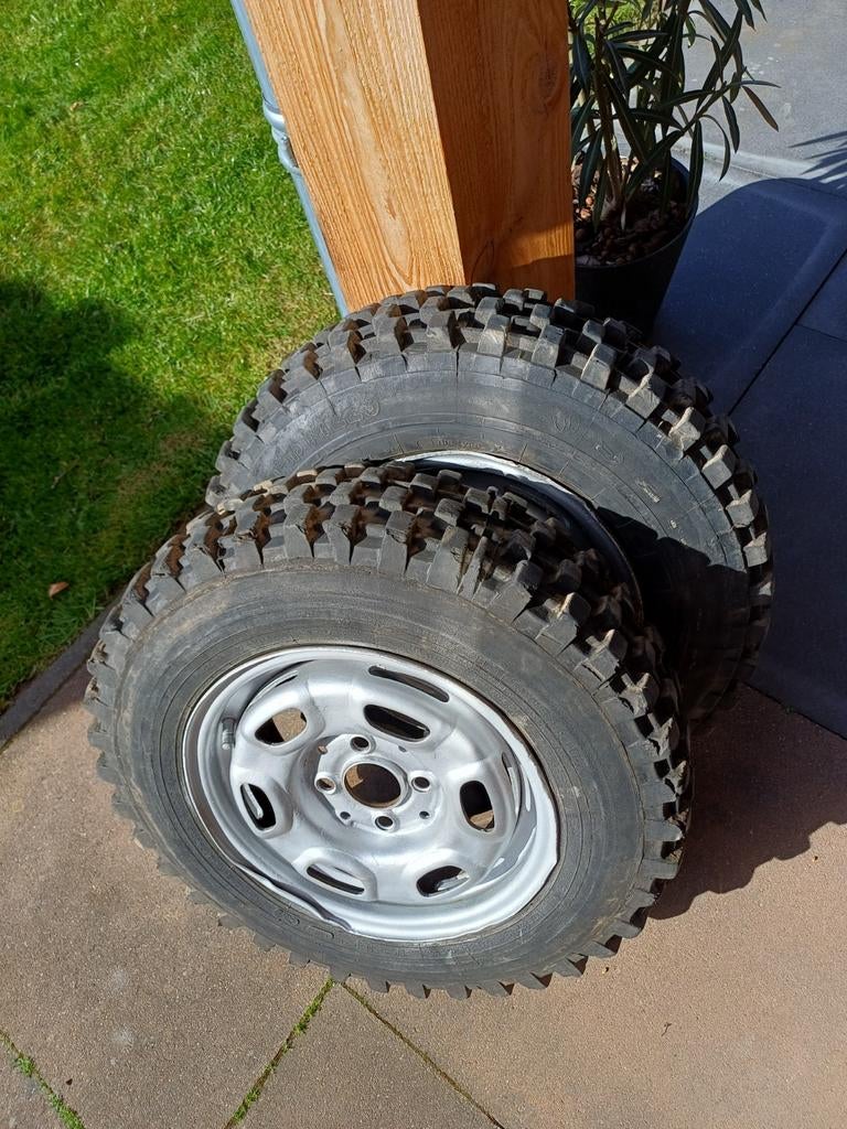 Noppenbanden autocross 4 rijer 13 inch, Ophalen of Verzenden, Gebruikt