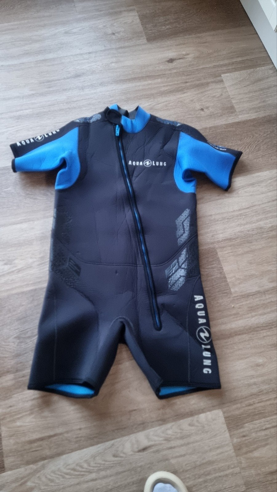 Aqualung shorty 5.5 mm, Watersport en Boten, Wetsuit, Aqualung, Ophalen of Verzenden, Zo goed als nieuw