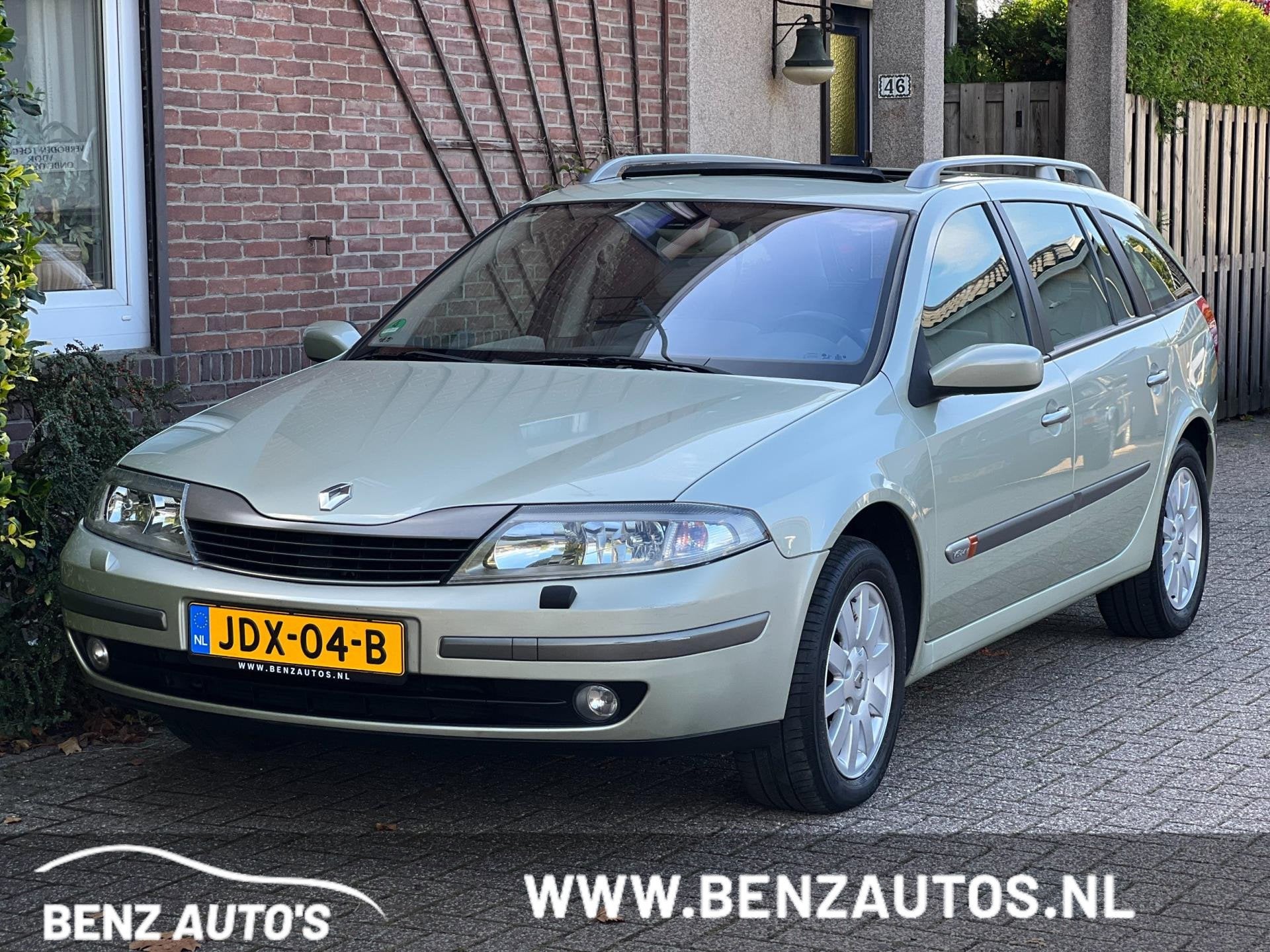 Renault Laguna Grand Tour 3.0-24V V6 Dynamique 207 PK/Youngt, Laguna, Gebruikt, 2946 cc, 650 kg