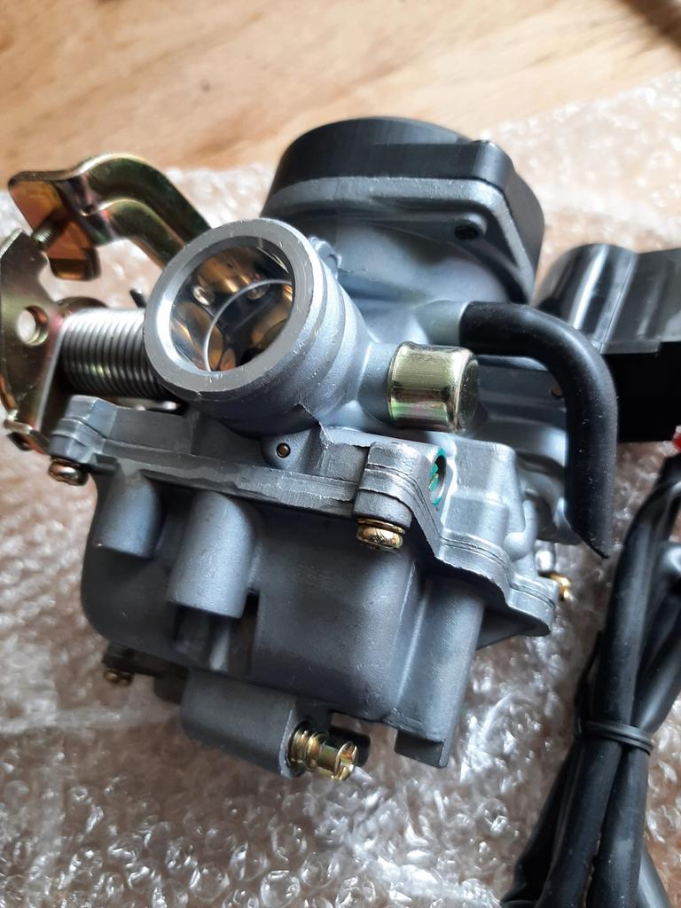Carburateur gy6/piaggio big bore 19mm, Ophalen of Verzenden, Zo goed als nieuw, Carburateur, Piaggio