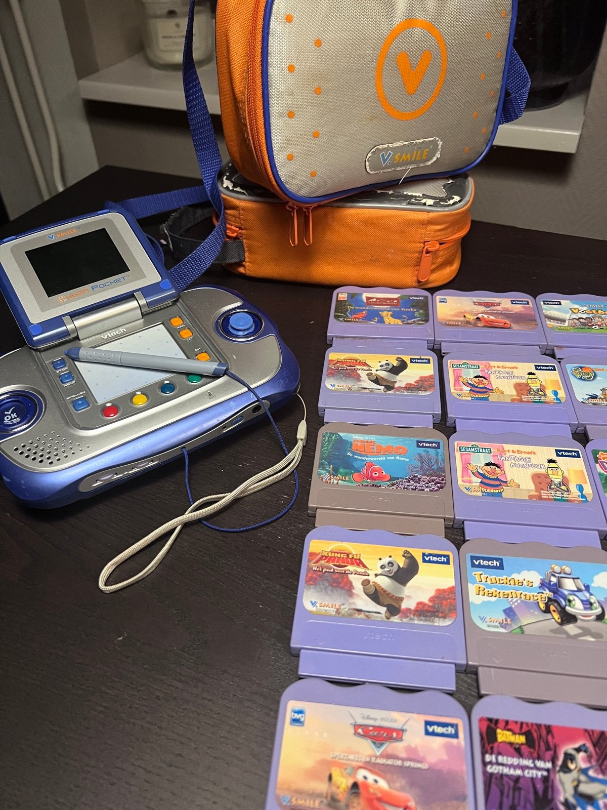 VTech V.Smile Pocket met 20 Spellen Spelcomputer VTech, Kinderen en Baby's, Speelgoed | Vtech, Ophalen of Verzenden, Gebruikt