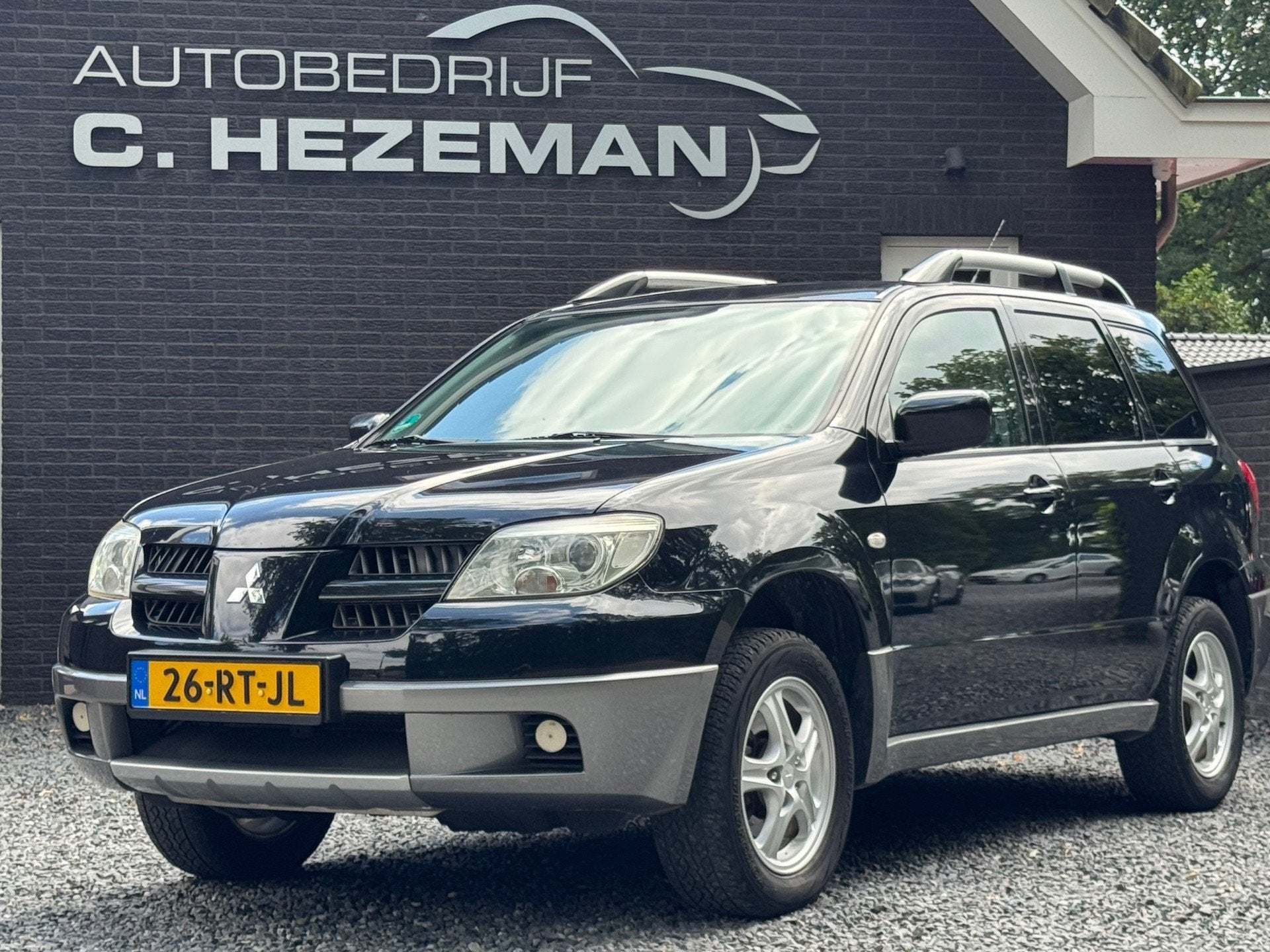 Mitsubishi Outlander 2.0 Invite plus Goed Onderhouden Airco, Auto's, Voorwielaandrijving, 136 pk, Zwart, 4 cilinders