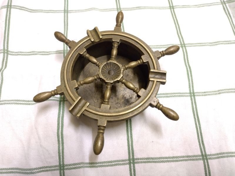 Messing asbak in de vorm van een scheepsroer, Vintage, Ophalen of Verzenden, Koper