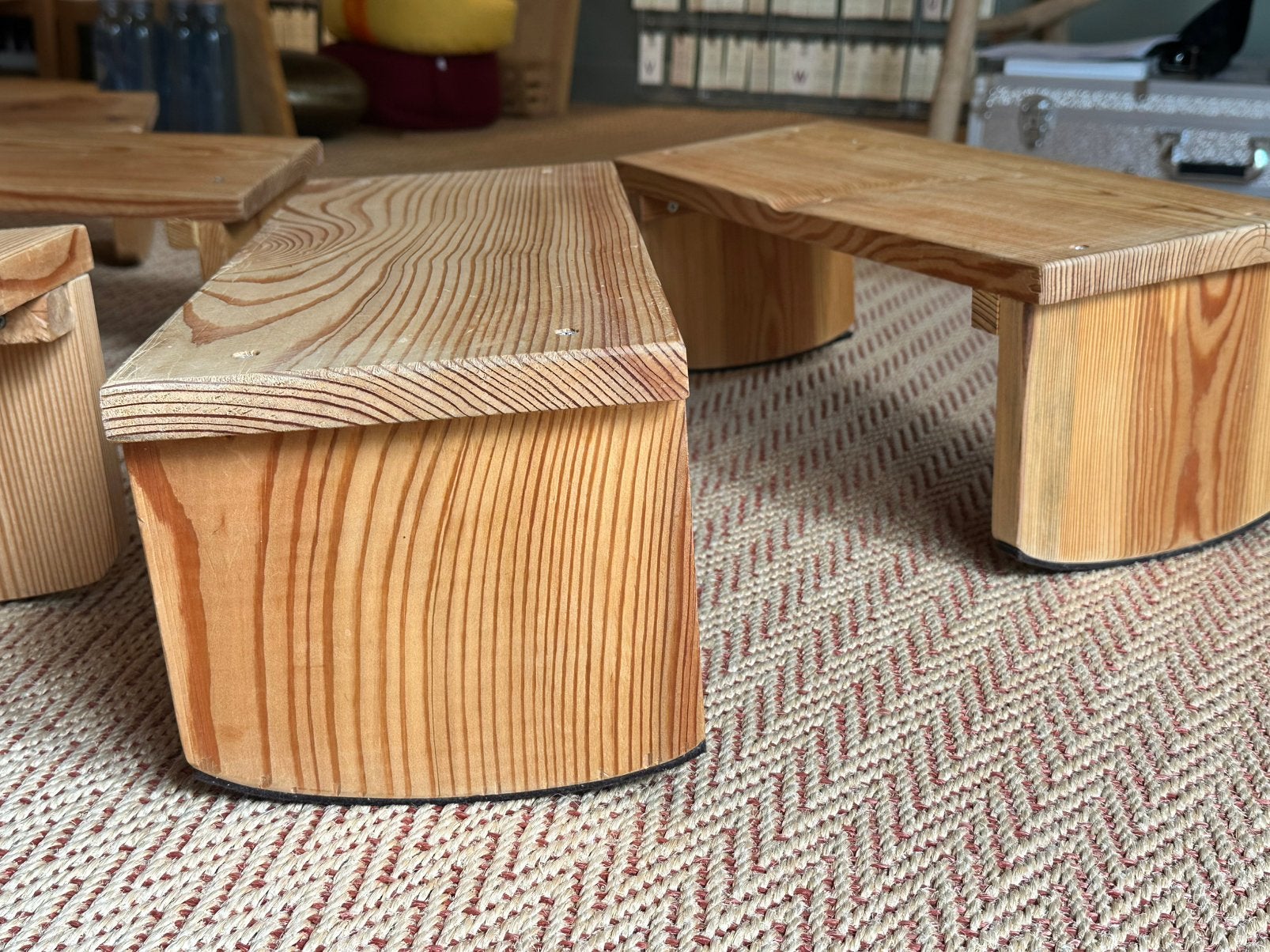 7 Massief houten Meditatiebankjes, Sport en Fitness, Yoga en Pilates, Ophalen of Verzenden, Gebruikt