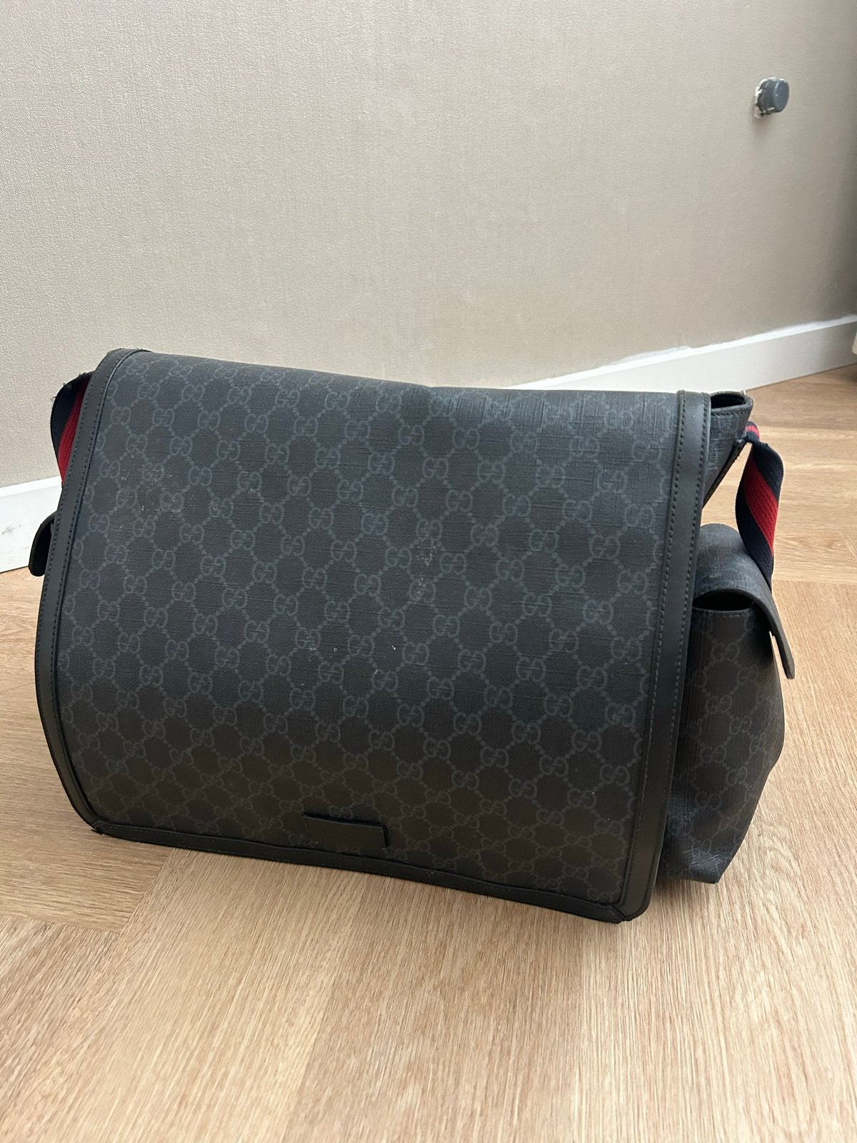 Originele Zwarte Gucci Verzorgingstas met Verschoningsmat, Gucci, Zwart, Ophalen, Verzorgingstas