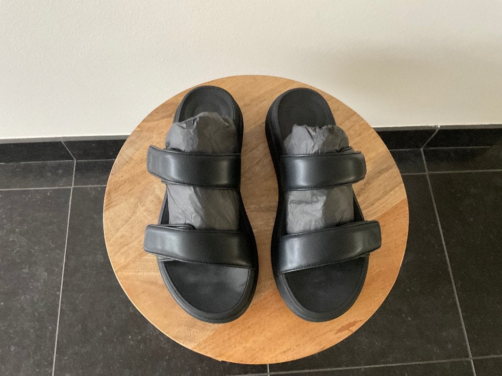 Nieuwe FitFlop slippers, zwart,  maat 40, Slippers, Zwart, Nieuw, Ophalen of Verzenden