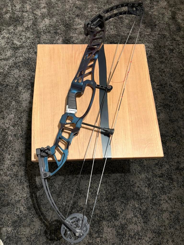 Hoyt stratos rh40 50/60 pond, kameleon kleur., Ophalen of Verzenden, Zo goed als nieuw