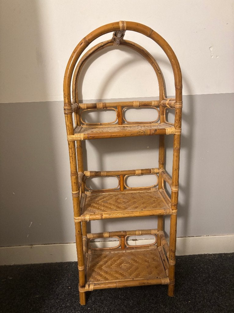 Rotan kast – Xenos, Ophalen, Zo goed als nieuw