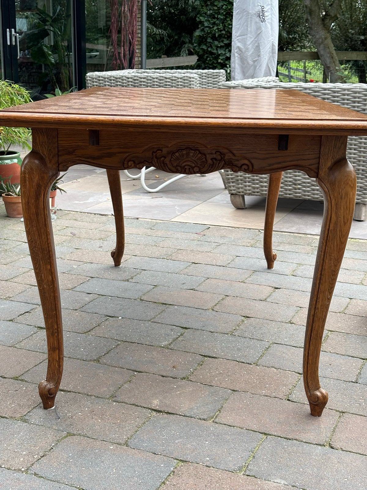 Antieke eettafel met inlegwerk en uitschuifbaar., Ophalen of Verzenden