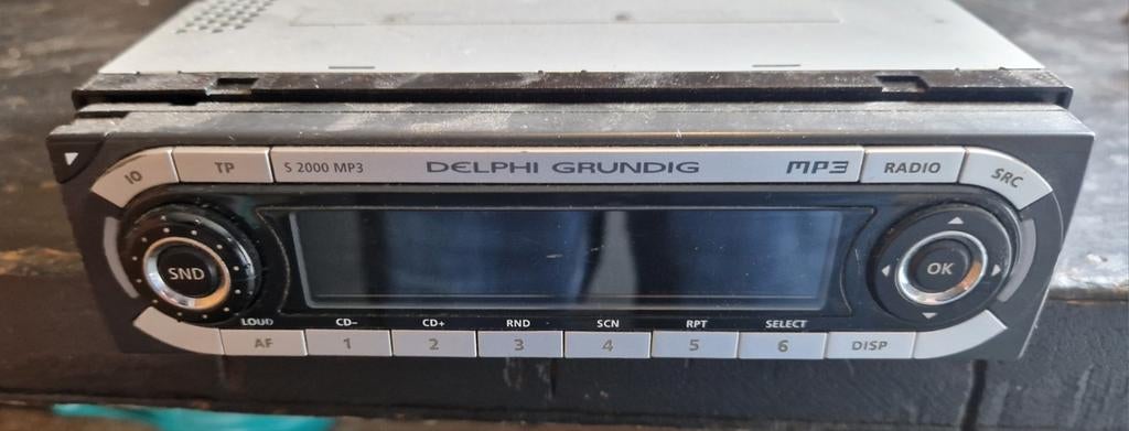 Delphi Grundig S 2000 MP3 Autoradio, Auto diversen, Autoradio's, Ophalen, Gebruikt