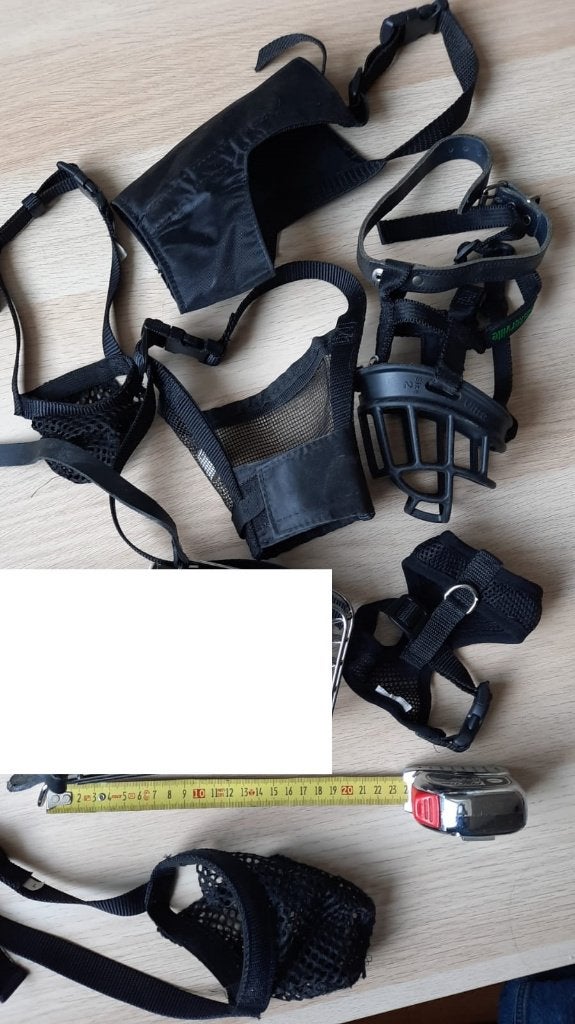 Muilkorf of snoetje, Dieren en Toebehoren, Honden-accessoires, Ophalen, Gebruikt, Muilkorf