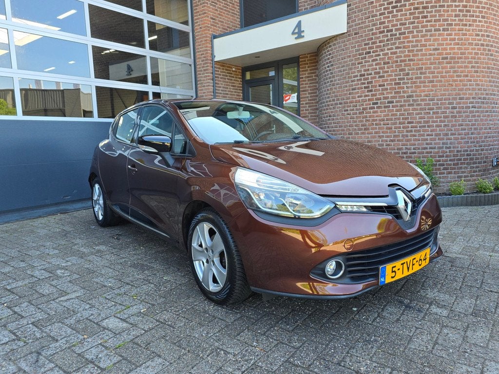 Renault Clio 1.5 dCi ECO Expression Apk Nieuw |Airco |Navid, Auto's, Renault, Voorwielaandrijving, Gebruikt, 4 cilinders, Bruin