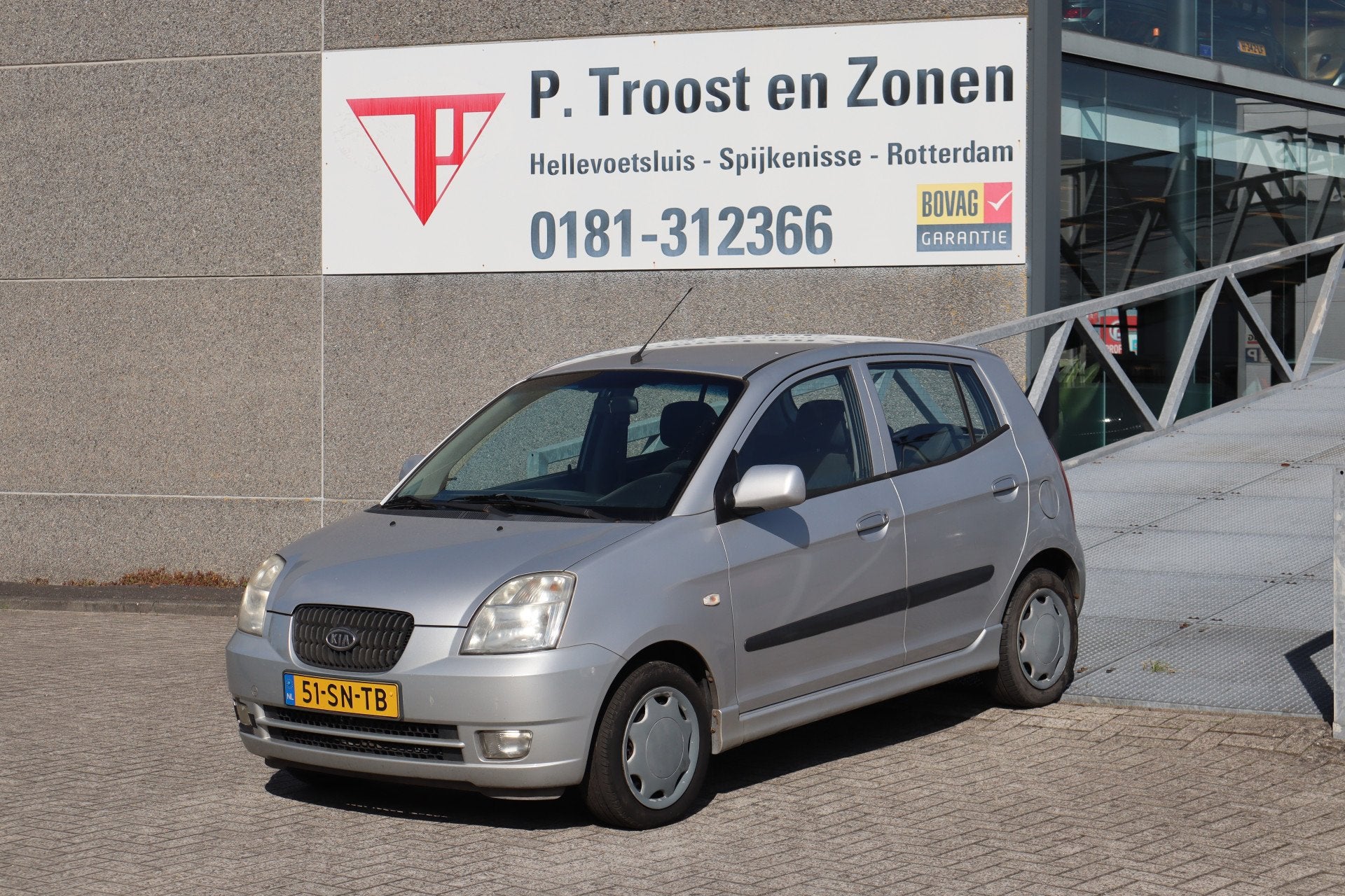 Kia Picanto 1.0 Nederlandse auto/5 deurs/Elektrische ramen/P, Auto's, Voorwielaandrijving, Stof, Zwart, 4 cilinders