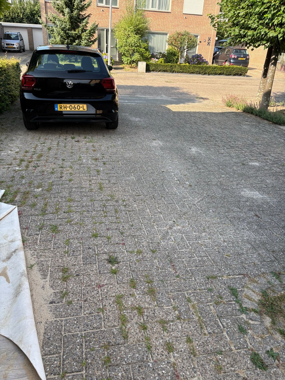 +/_ 85 m2 beton klinkers gratis, Ophalen, Gebruikt, Beton, Klinkers