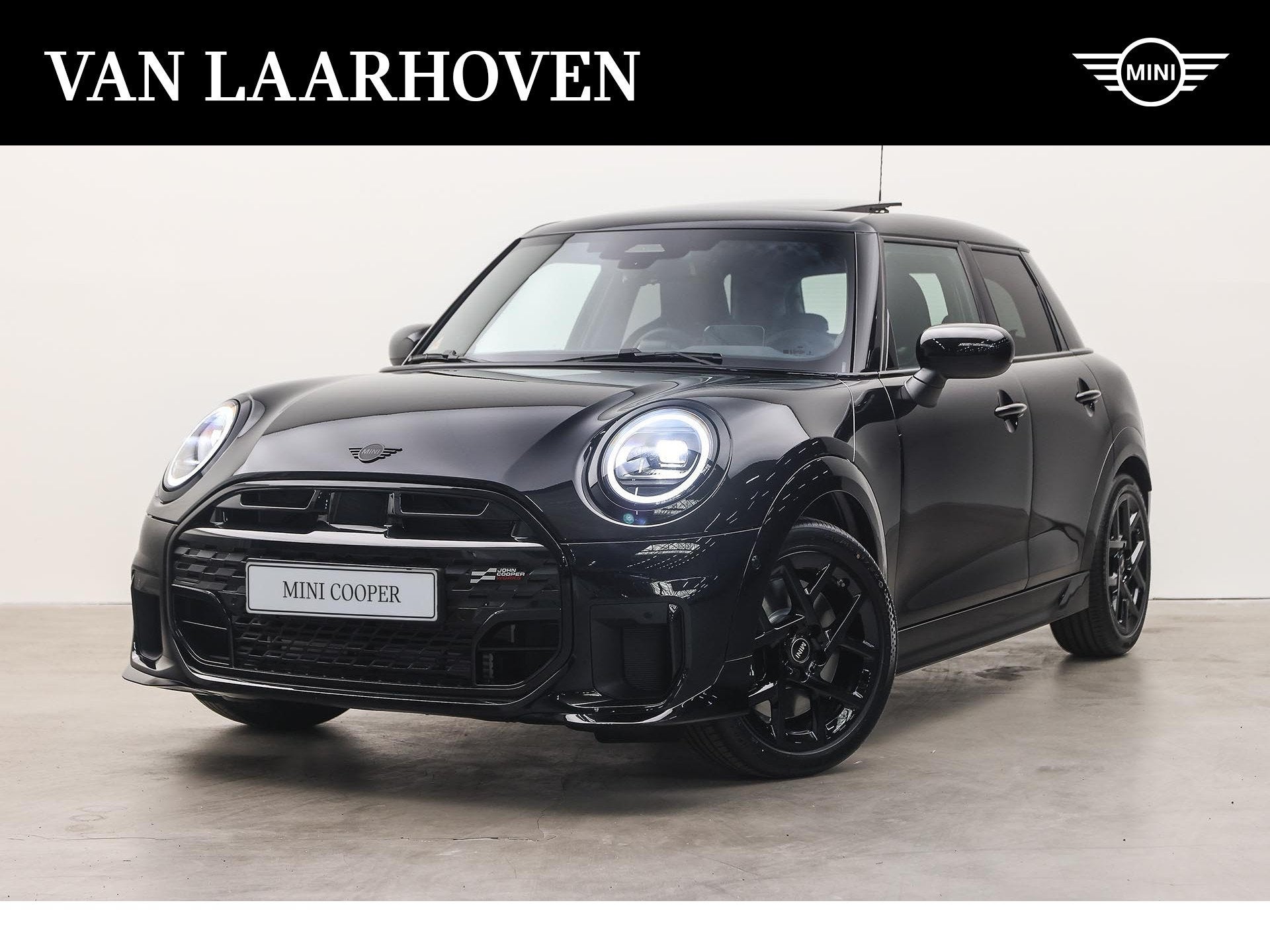 MINI Hatchback Cooper C Automaat / John Cooper Works / Pakke, Auto's, Mini, 156 pk, Lane Departure Warning, Zwart, Leder