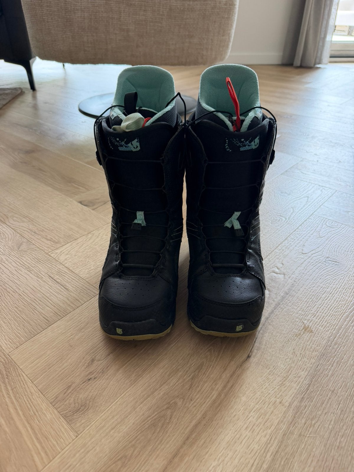 Burton snowboardschoenen mint, Ophalen of Verzenden, Zo goed als nieuw, Schoenen