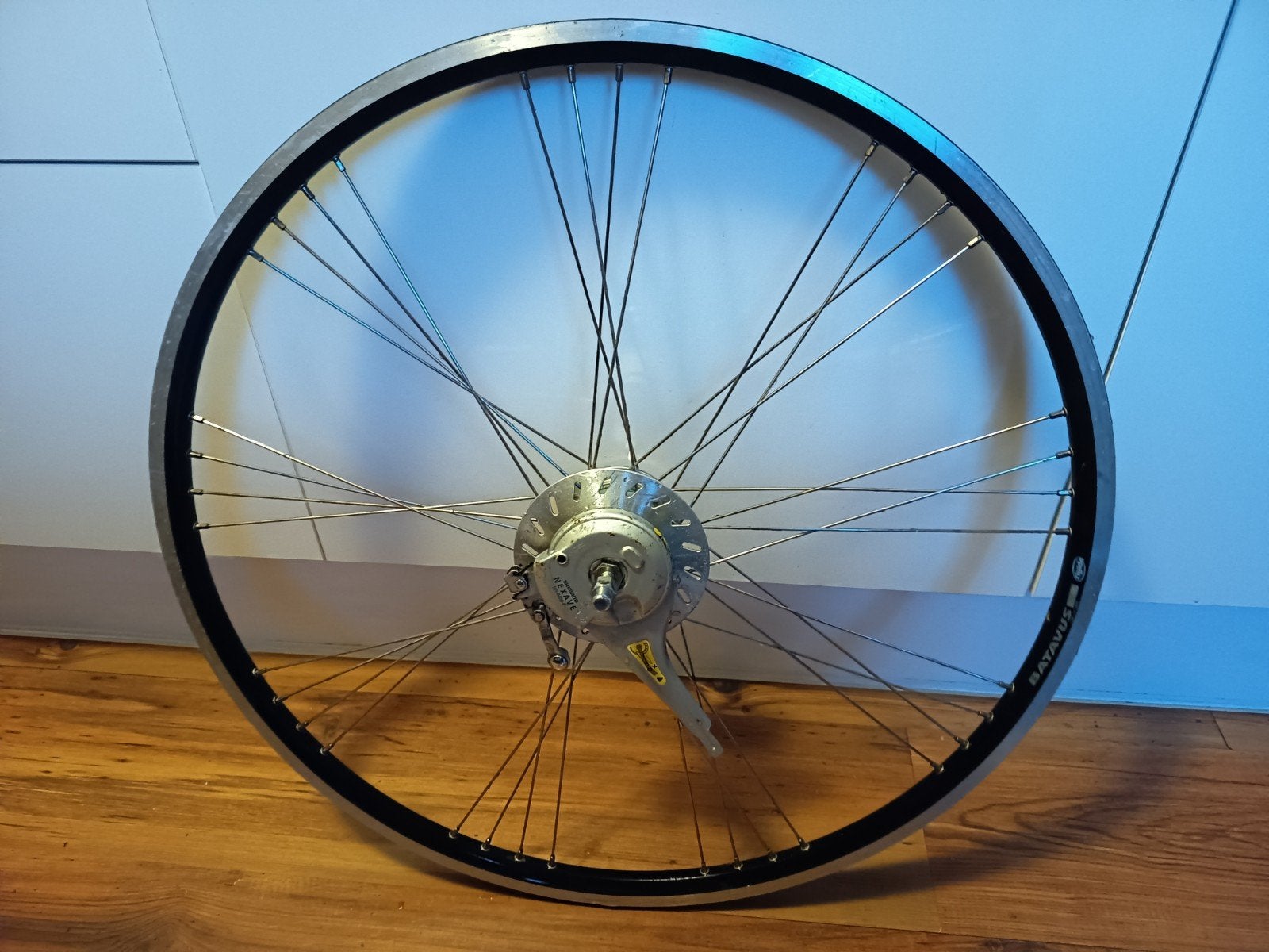 Batavus voorwiel met Shimano naafdynamo en Nexave trommelrem, Fietsen en Brommers, Wiel, Elektrische fiets, Gebruikt, Ophalen of Verzenden