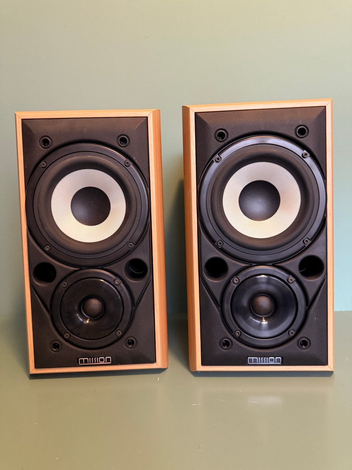 Mission 700 Boekenplank Luidsprekers, Audio, Tv en Foto, Luidsprekers, Ophalen, Zo goed als nieuw, Boekenplank luidspreker, 60 tot 120 watt