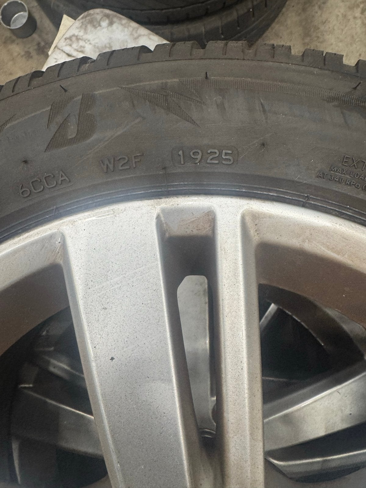 4x VW Polo 6R velgen met winterbanden 185/60R15 7mm, Ophalen, Gebruikt