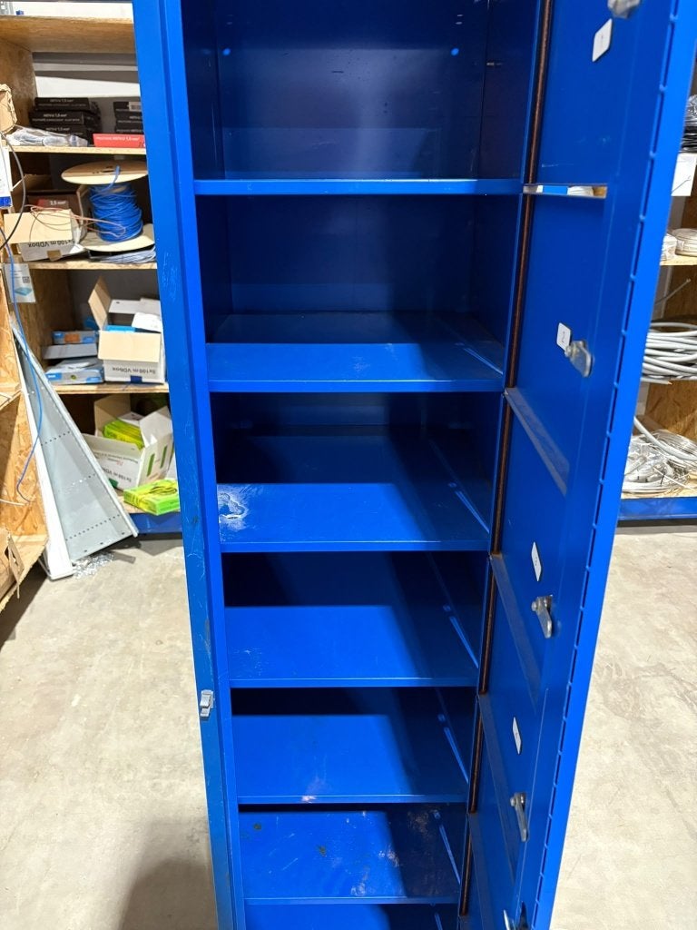 2x Blauwe Lockerkasten 180x42x50 cm met Centrale Sleutel, Ophalen, Gebruikt, Industrieel, Functioneel