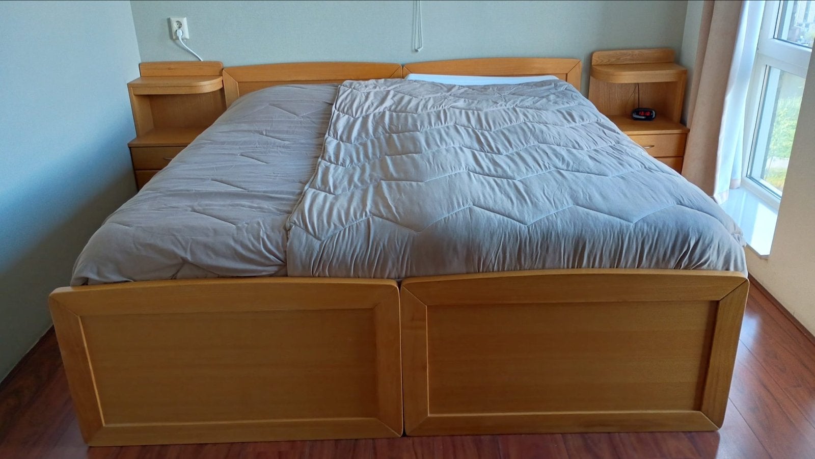 Tweepersoonsbed met nachtkastjes - Hout, Ophalen, Bruin, Tweepersoons, 200 cm
